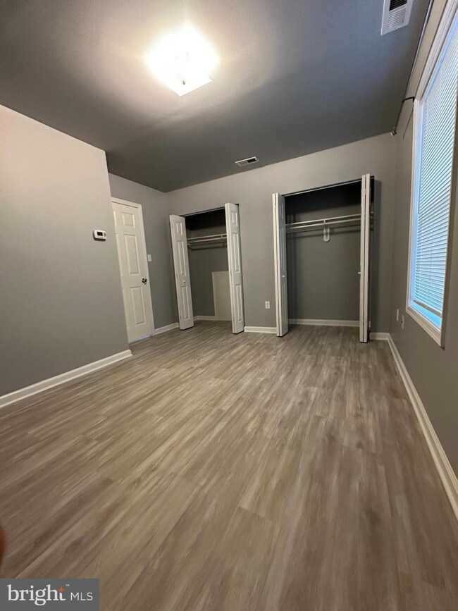 9 Pennsylvania Ave, Claymont, DE 19703 - photo 3