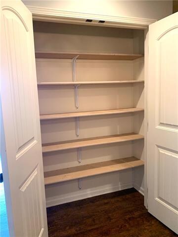 421 Kreisel Dr, Raymore, MO 64083 - photo 3