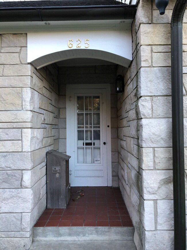 625 Ridgewood Dr, West Lafayette, IN 47906 - photo 5