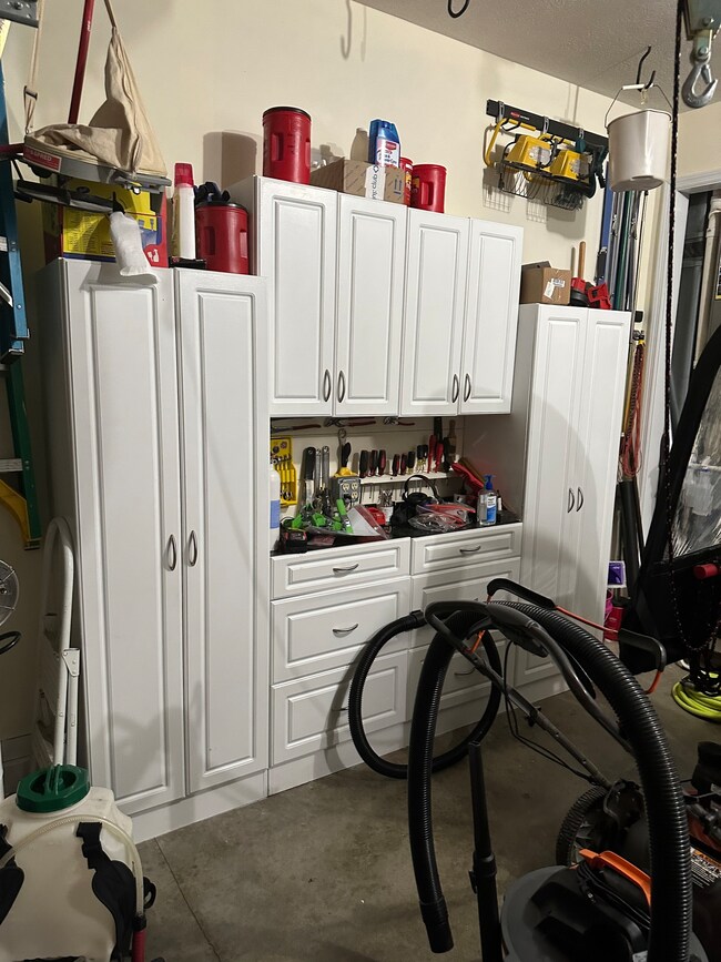 1717 N Nieman Dr, Greensburg, IN 47240 - photo 6