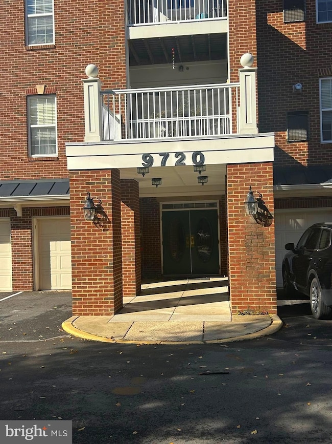 9720 Holmes Place unit 2, Manassas Park, VA 20111 - photo 2