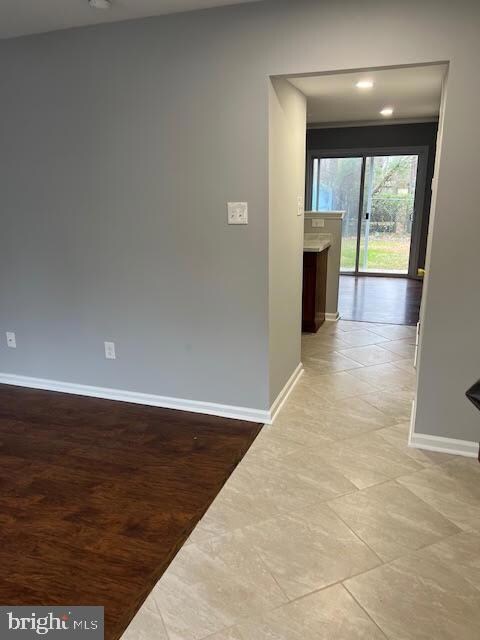 305 Thayer Ct, Newark, DE 19702 - photo 2