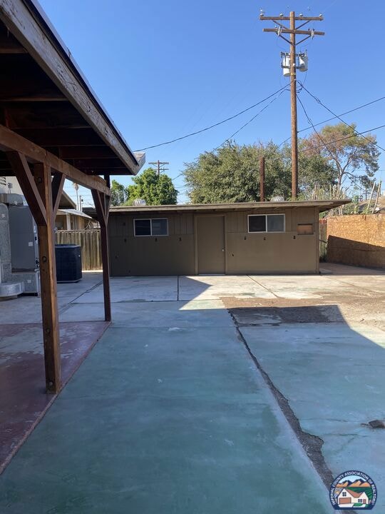 711 N Preston Dr, Calexico, CA 92231 - photo 5