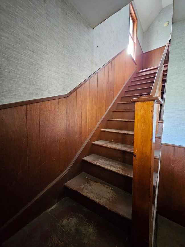 4171 W Eddy St, Chicago, IL 60641 - photo 2