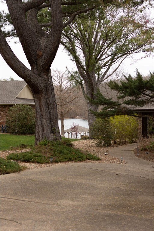 76 Mayfair Dr, Bella Vista, AR 72715 - photo 4