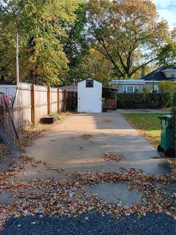 235 6th Ave, Woonsocket, RI 02895 - photo 5