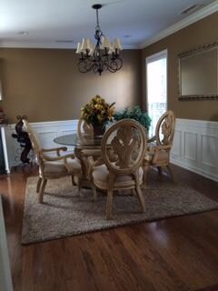 Dining Room Area