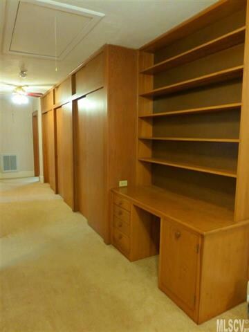 Hallway of Built-in & Clo