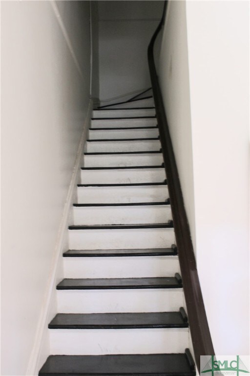 116 E Gaston St unit 3rd Floor, Savannah, GA 31401 - photo 4