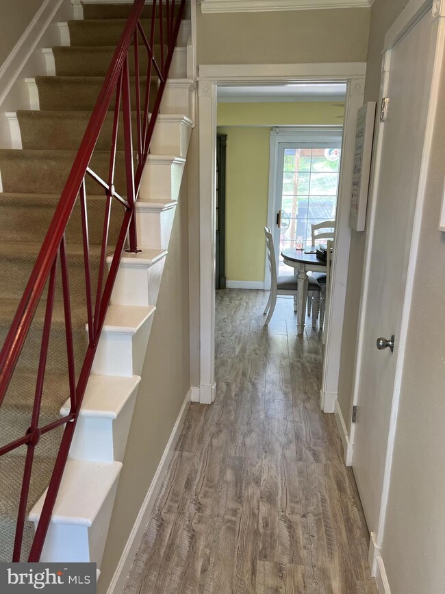 12302 Shadow Ln, Bowie, MD 20715 - photo 4