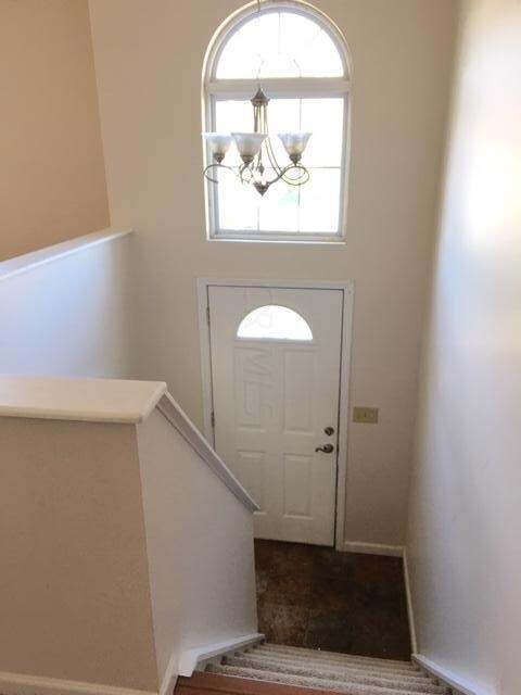 1692 Eastbrook Dr N, Columbus, OH 43223 - photo 2