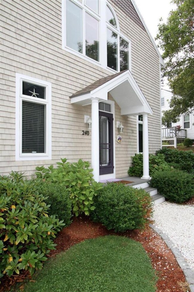 240 Edgewater Dr E, East Falmouth, MA 02536 - photo 4