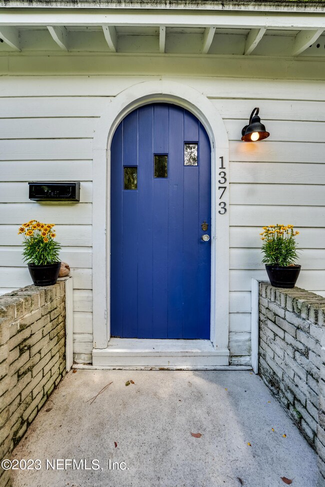 1373 Azalea Dr, Jacksonville, FL 32205 - photo 4