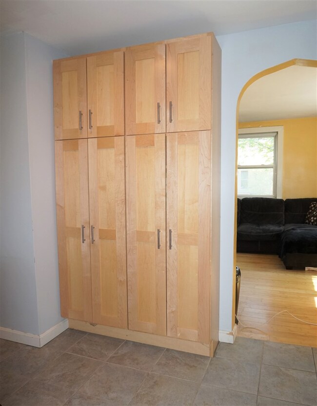 78 Gray St, Manchester, NH 03103 - photo 5