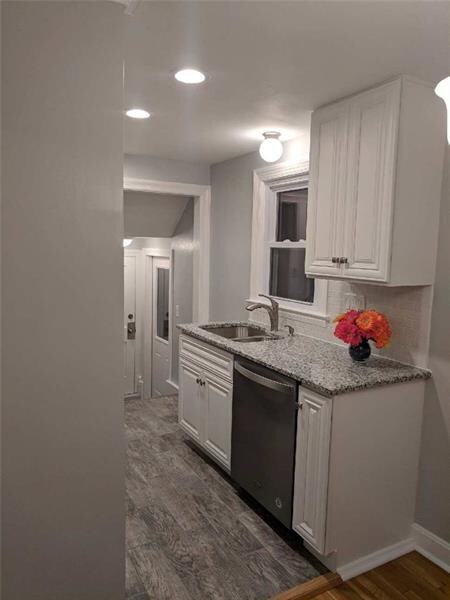 MODERNIZED KITCHEN IN EVERY WAY!