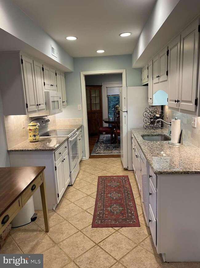 545 Foxwood Ln unit 545, Paoli, PA 19301 - photo 4