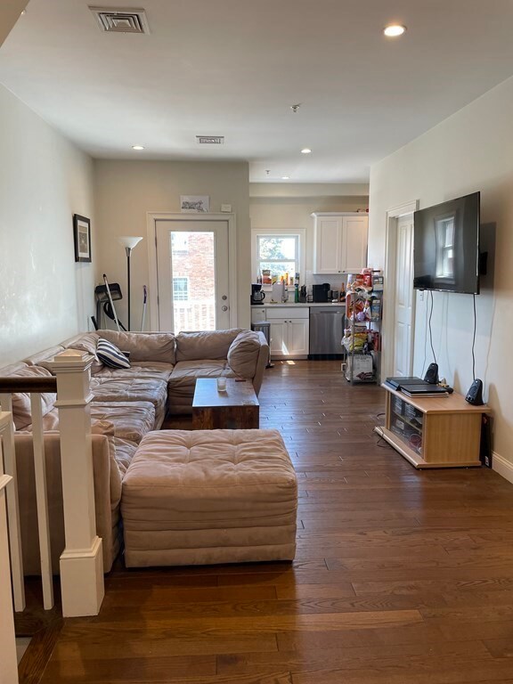 7 Loring St unit 3, Boston, MA 02127 - photo 7