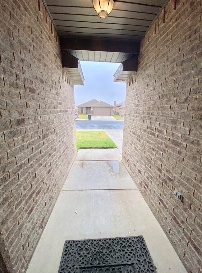 913 E 92nd St, Odessa, TX 79765 - photo 3