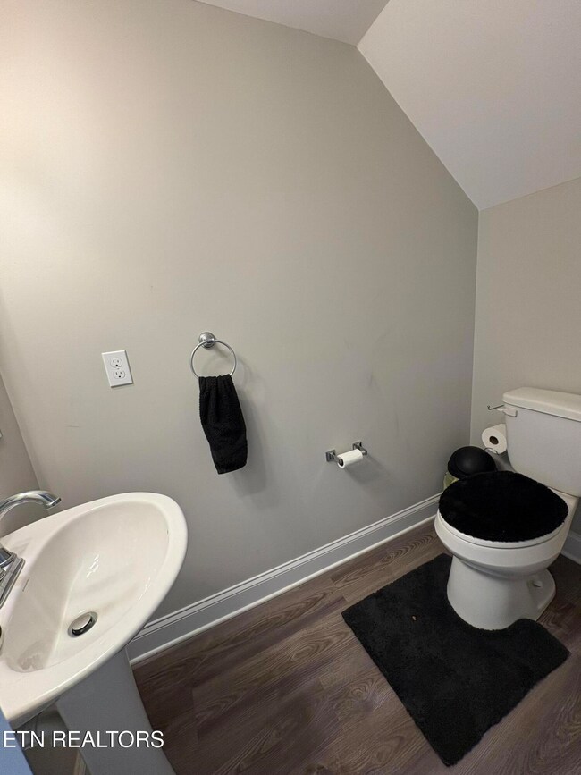 Half Bath for 142 Scout Way