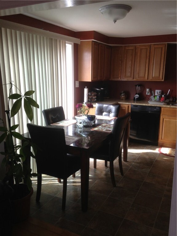 52 Nancy St unit 16, Providence, RI 02909 - photo 2