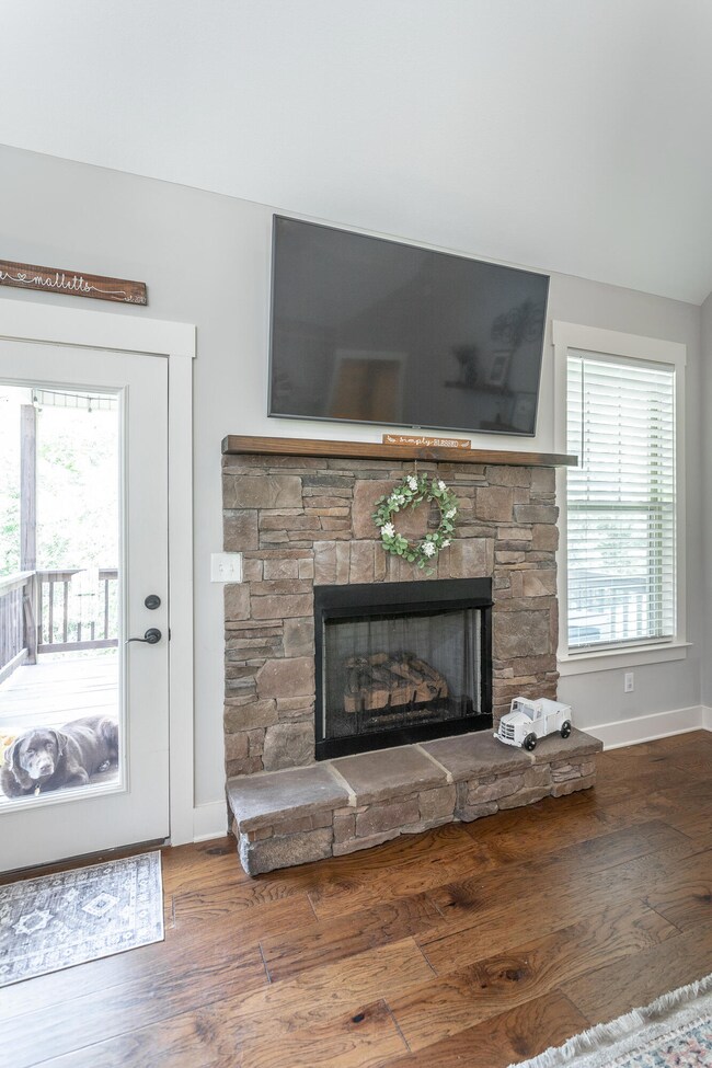 99 Magnolia Place HD-7