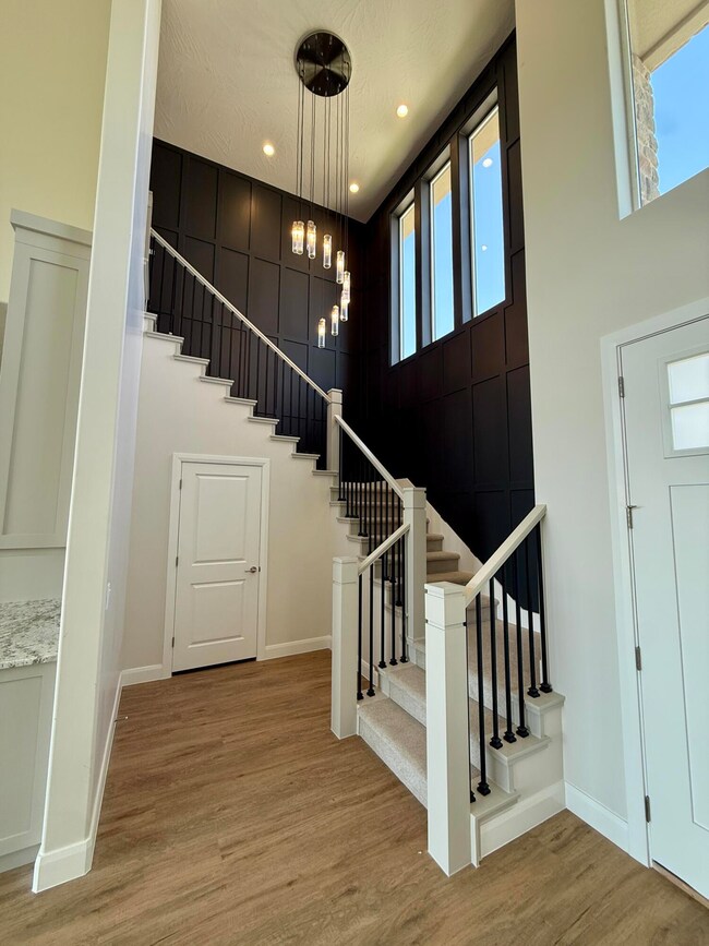 423 Johann Cir, Washington, UT 84780 - photo 4