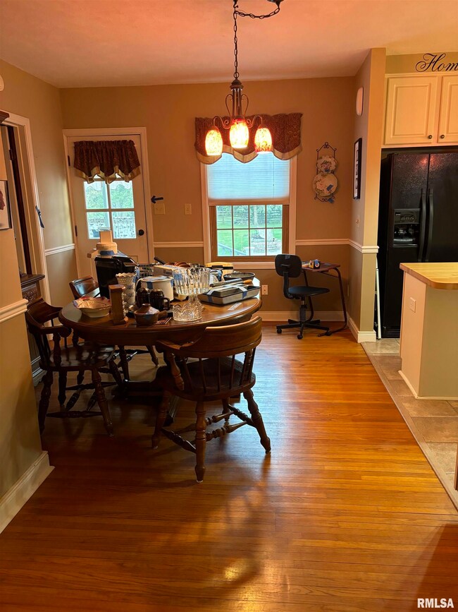 206 N West St, Cambridge, IL 61238 - photo 6