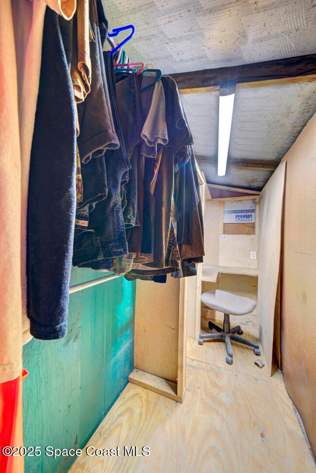 closet & office space
