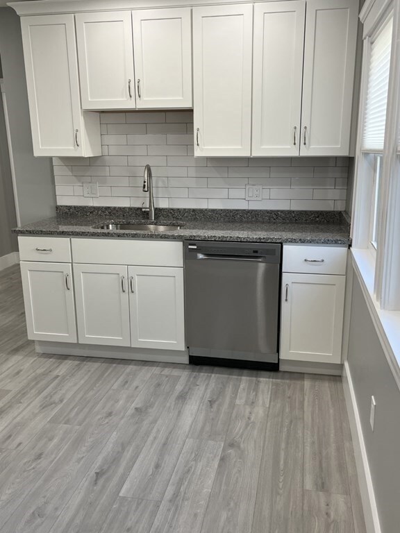 121 Safford St unit 2, Quincy, MA 02170 - photo 2