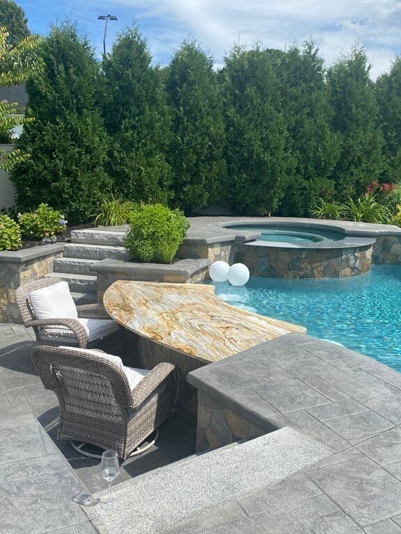 24 Hampton Ct, East Walpole, MA 02032 - photo 4