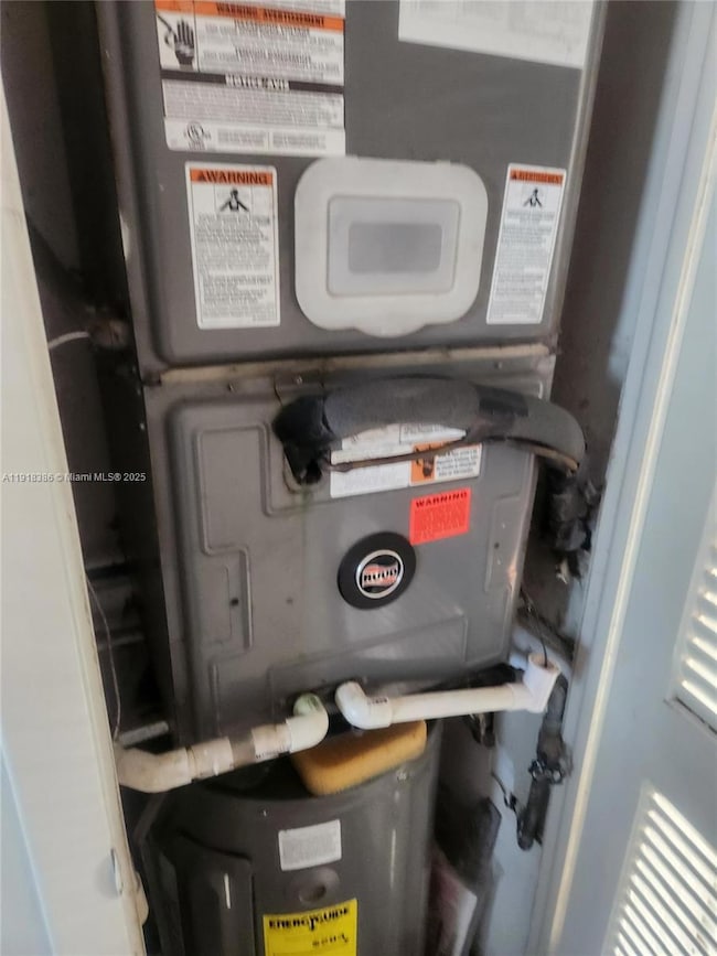 8450 Sunrise Lakes Blvd unit 106, Sunrise, FL 33322 - photo 6