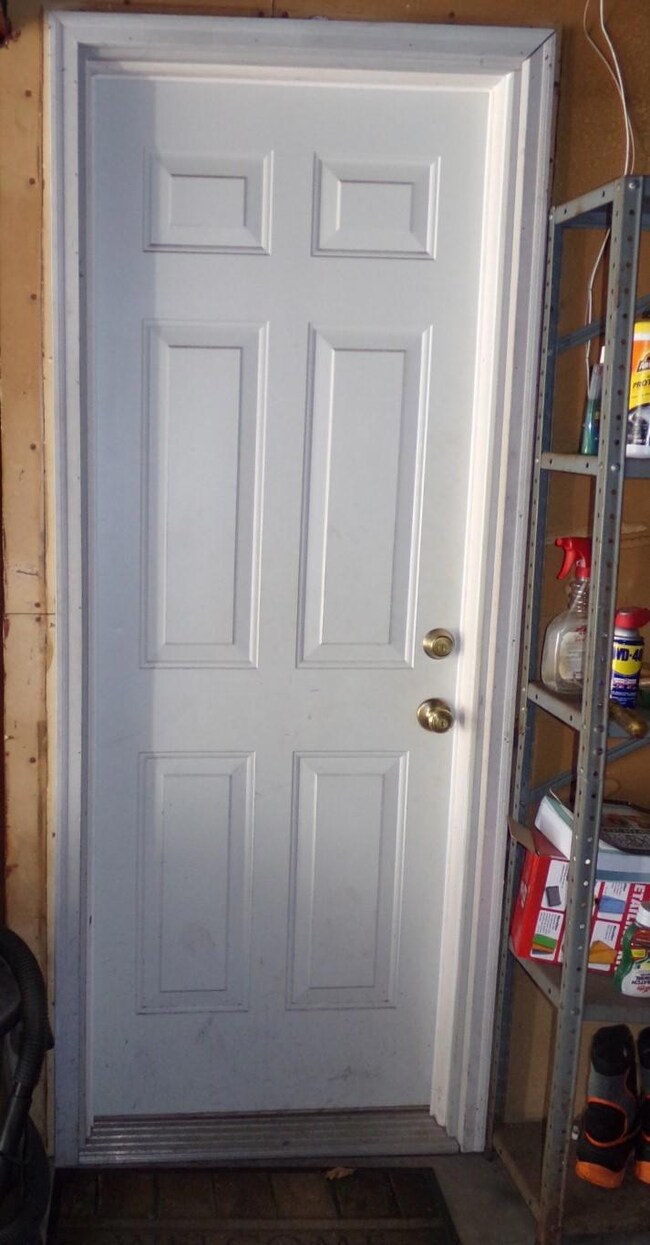 677 Pardeesville Rd, Hazle Township, PA 18202 - photo 7