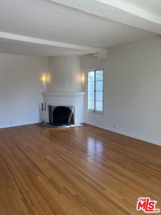 upper unit living room #2