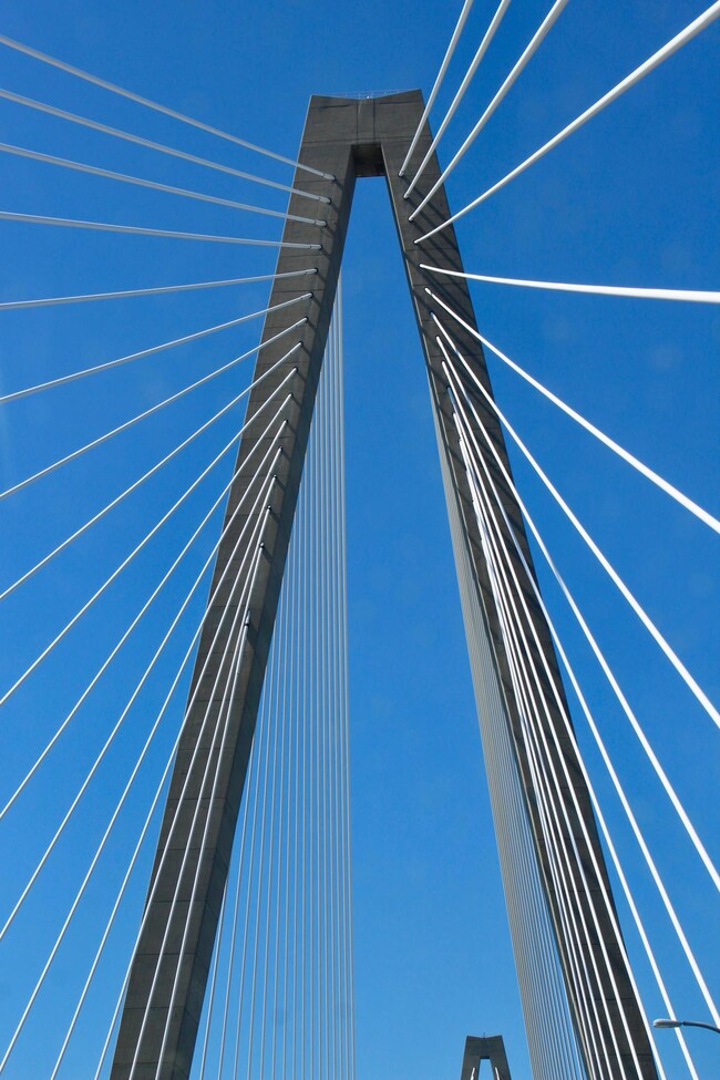 DT Bridge Closeup