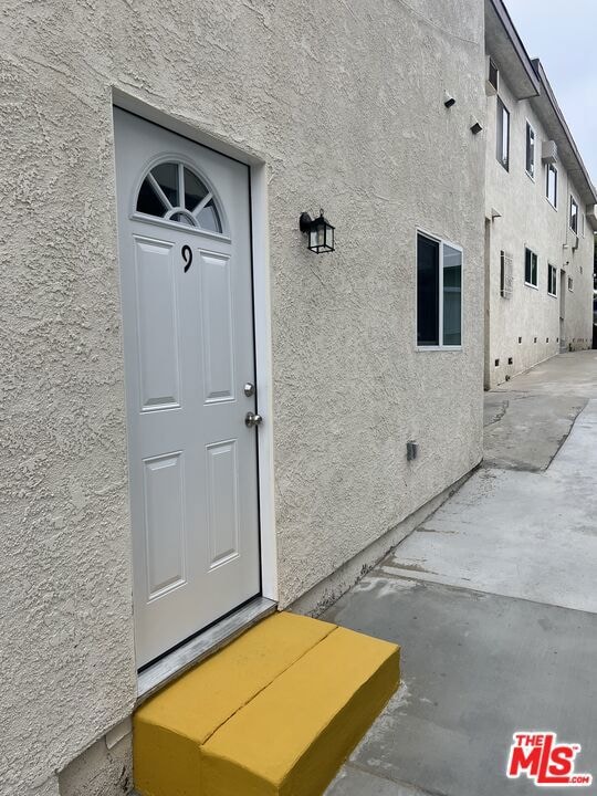 233 N Park View St unit 9, Los Angeles, CA 90026 - photo 2