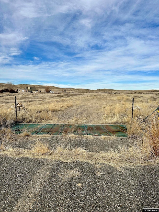 2517 U S 20, Worland, WY 82401 - photo 4