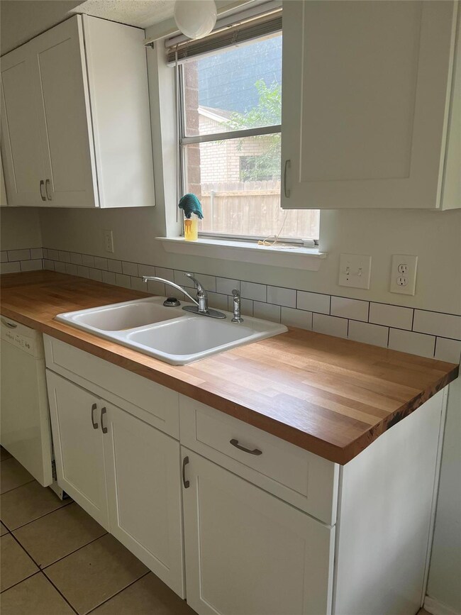 recent new countertop and cabinet