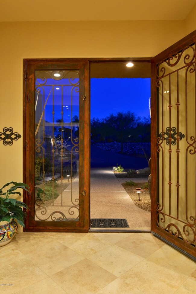 6985 E Gate Ridge Place, Tucson, AZ 85750 - photo 2