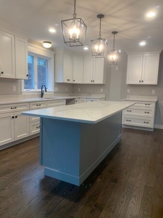 95 Oakridge Ave, North Attleboro, MA 02760 - photo 3