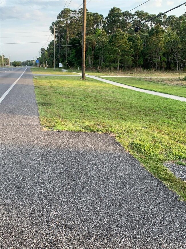 15,000/day Traffic Count on Hwy #US-1