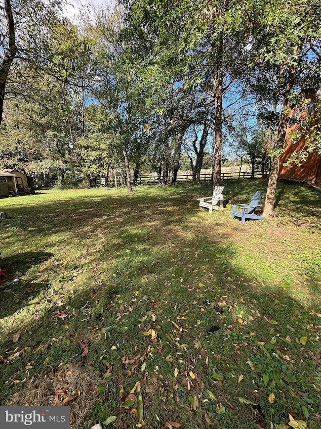 18524 Beallsville Rd, Poolesville, MD 20837 - photo 6