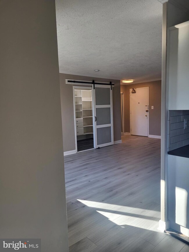 The Cavendish unit 710, Arlington, VA 22202 - photo 5