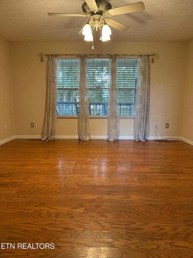 1745 Meadow Ridge Cir, Sevierville, TN 37862 - photo 2