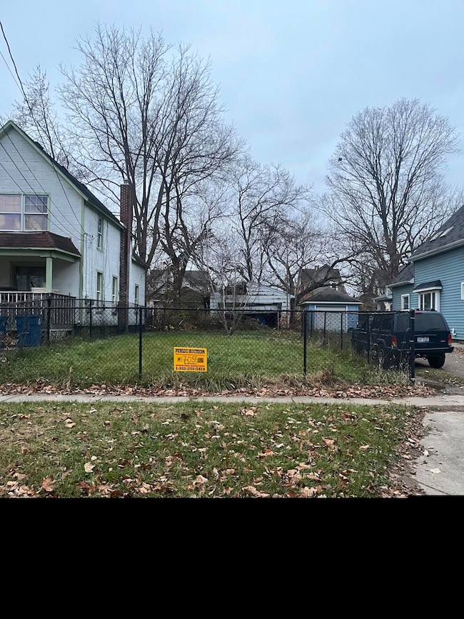 633 Trimble Ave, Kalamazoo, MI 49048 - photo 2