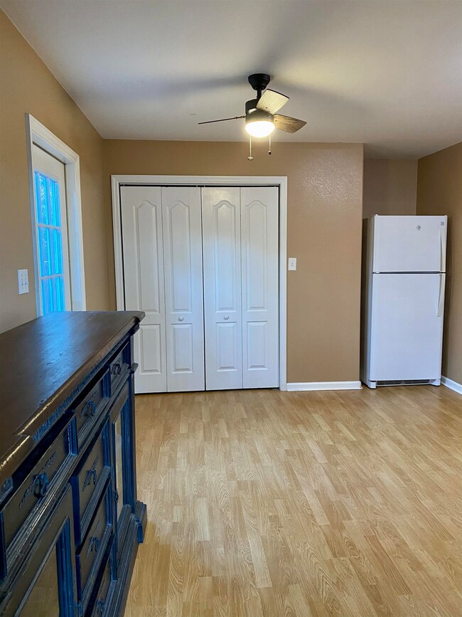 215 Broken Bow Trail, Crawfordville, FL 32327 - photo 6