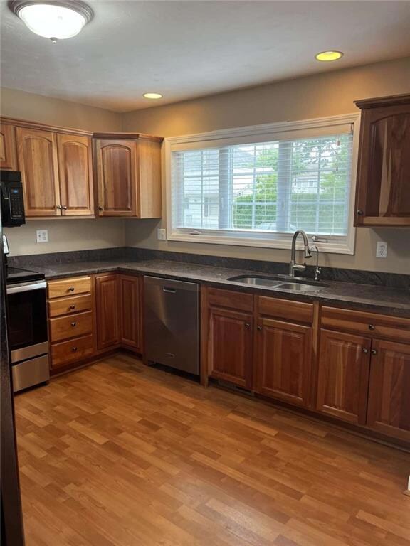 660 Cottage St unit 10, Pawtucket, RI 02861 - photo 3