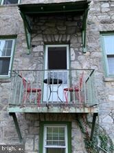 192 N Lansdowne Ave unit B2, Lansdowne, PA 19050 - photo 3