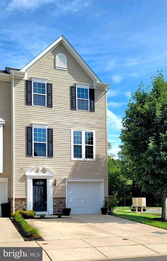 2102 E Oak Rd unit H6, Vineland, NJ 08361 - photo 2