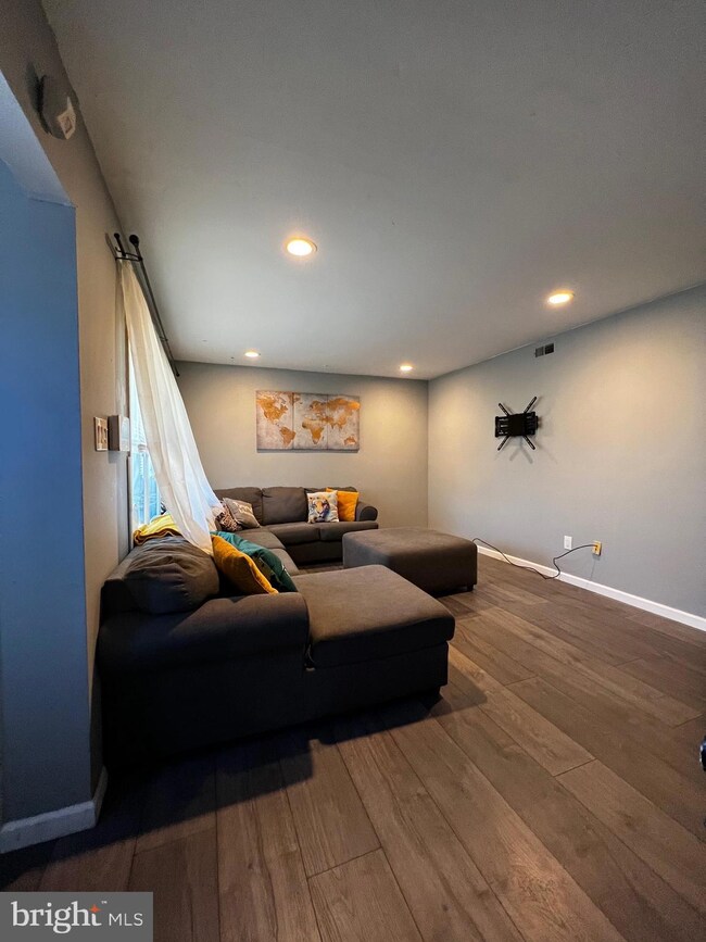 51 Rittenhouse Dr, Willingboro, NJ 08046 - photo 6