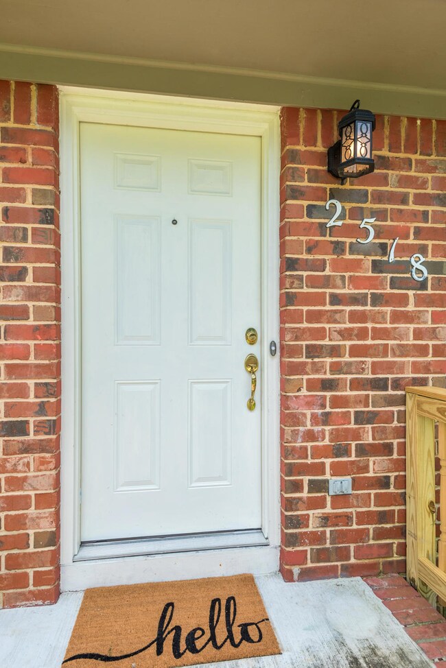 2518_Dowler_Cir_04